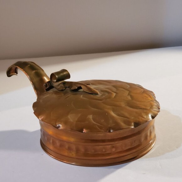 Vintage Hand Hammered Gregorian Solid Copper Silent Butler Crumb/Ash Collector - Picture 2 of 11